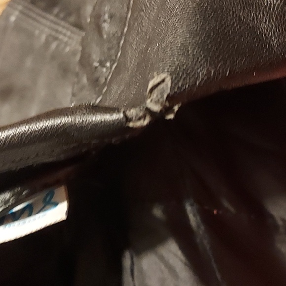 ladies leather jacket - Picture 5 of 6